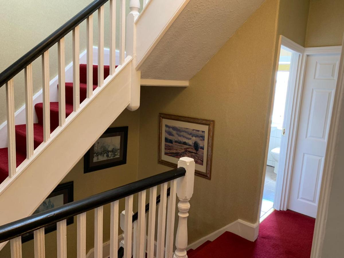 Heather Glen. Six Bedroom Near The Sea. Vakantiehuis Blackpool